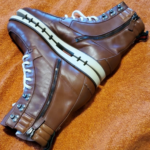 Gucci - Picture 7 of 16